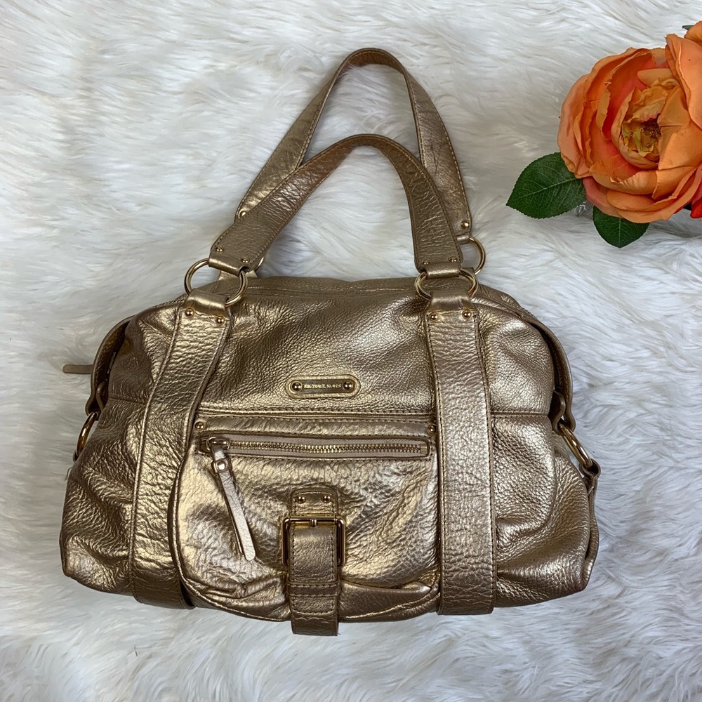 SOLD!💥Michael Kors Gold Metallic Hobo Bag